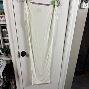 Abyss by Abby white maxi skirt with high slit.